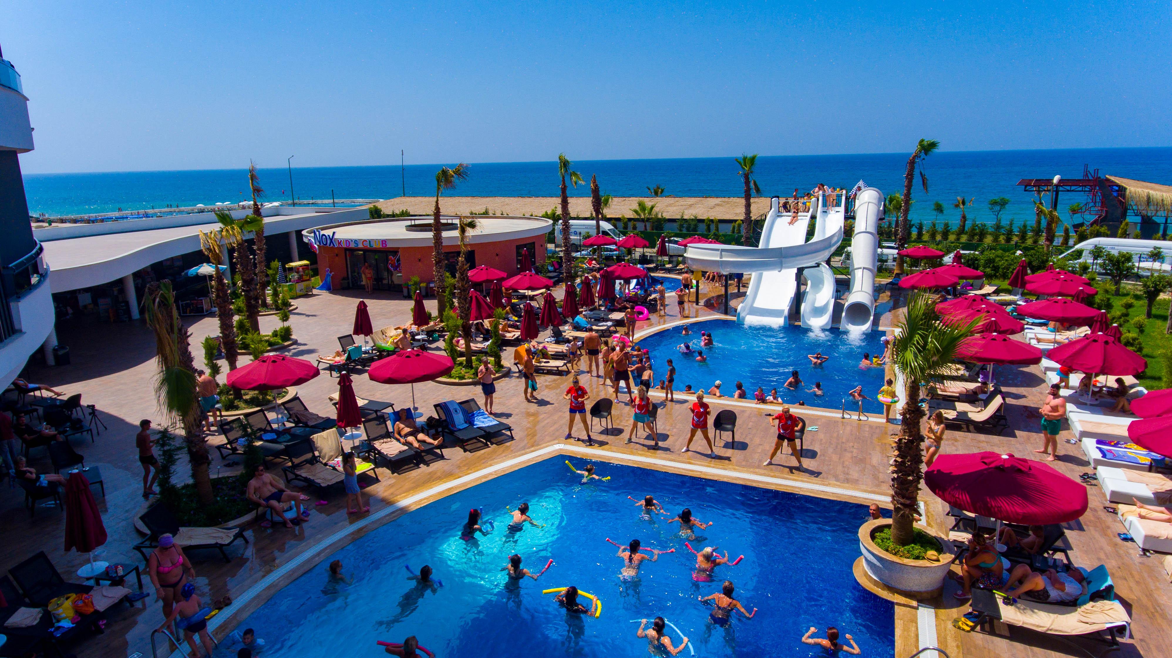Noxinn Deluxe Hotel 코나키 외부 사진