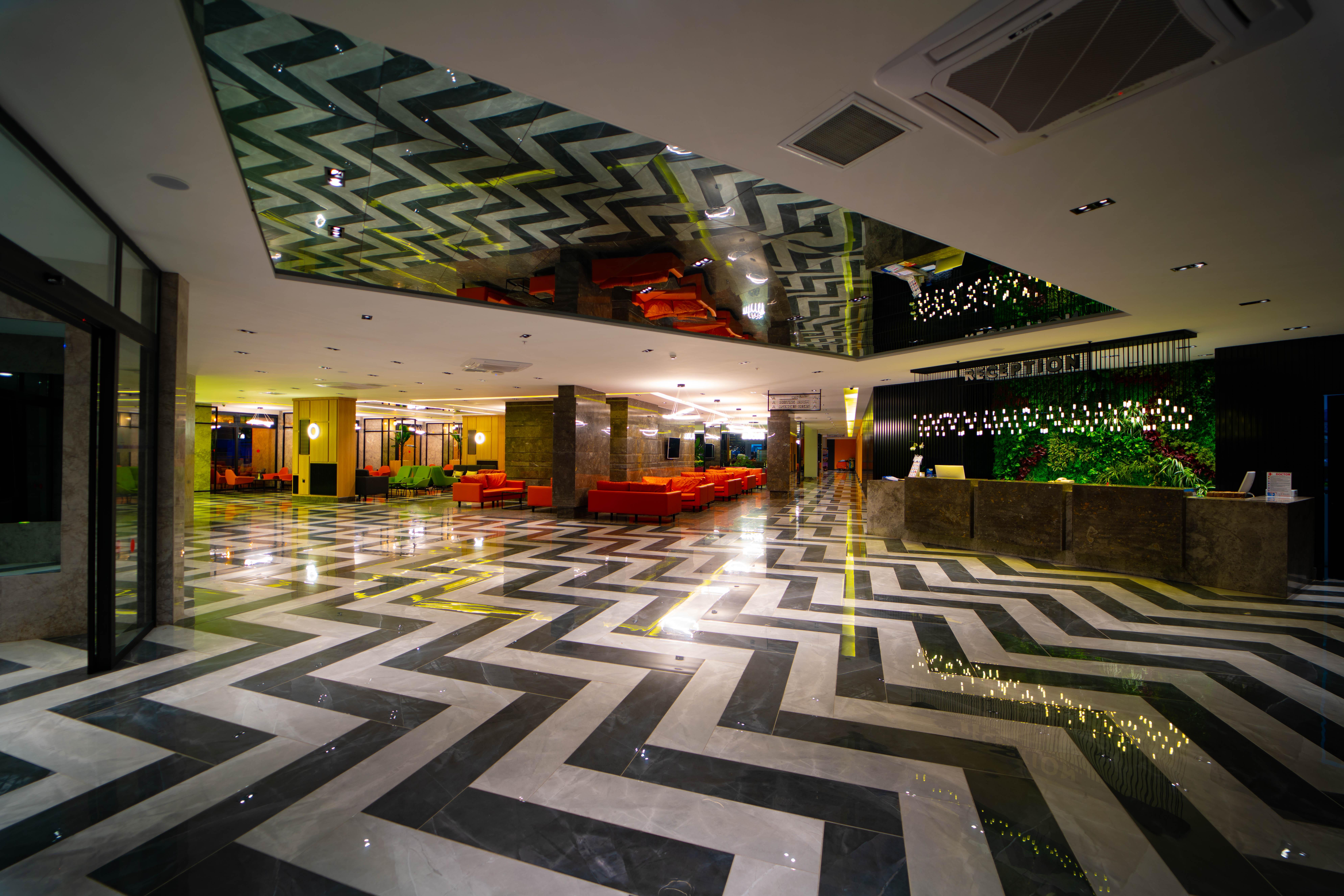 Noxinn Deluxe Hotel 코나키 외부 사진